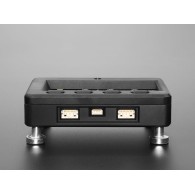 Rear edge view with connectors