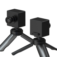 Tył oraz przód kamery - w obudowie