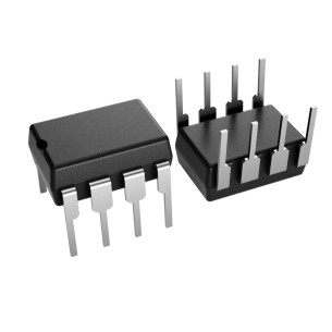 LM311P - Układ scalony komparatora napięcia