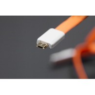 Kabel USB-A/microUSB B 1,2m, płaski,  pomarańczowy - widok na wtyk microUSB