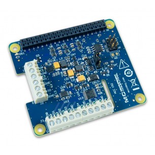 MCC 152 Voltage Output and DIO DAQ HAT - module with analog outputs and DIO for Raspberry Pi