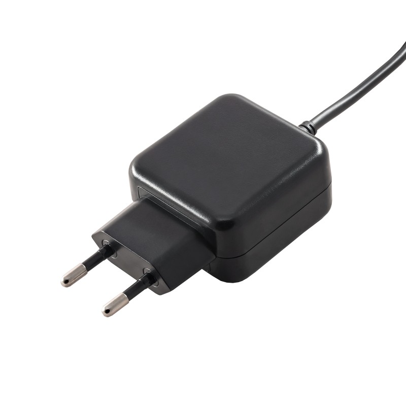 Адаптер змінного струму Akyga AK-TB-16 5.0V / 3.0A 15W USB Type-C 1.0m