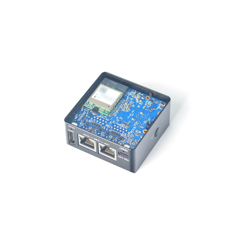 NanoPi R5C - minicomputer with Rockchip RK3568B2 processor, WiFi module ...